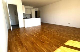 Wohnung mieten in Schweriner Straße 41, 01067 Wilsdruffer Vorstadt/Seevorstadt-West, Wohnen im Zentrum! 4-Raum-Wohnung mit Terrasse und EBK