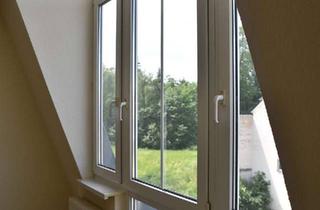 Wohnung mieten in 08393 Meerane, Stilvolle 2 Raum Wohnung mit Balkon und EBK