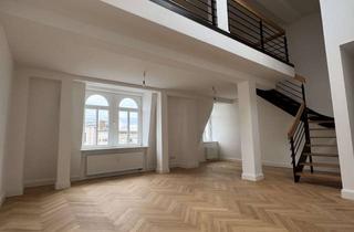 Wohnung mieten in Otto-Von-Guericke-Straße 54a, 39104 Altstadt, Stylische Galeriewohnung mit Dachterrasse und Aufzug- Erstbezug nach Sanierung