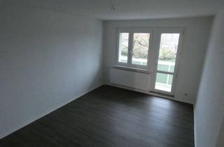 Wohnung mieten in Theodor-Lessing-Straße 14, 14712 Rathenow, Sie suchen, wir haben eine helle 3 Raum Wohnung mit EBK und Balkon im 3.OG