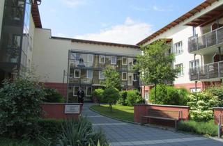 Wohnung mieten in Alte Reichsstr. 12, 86356 Neusäß, Wohnen 60+: helle 2-Zimmer-Wohnung in betreutem Wohnen im 2. OG mit großem Balkon