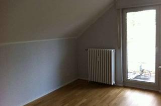 Wohnung mieten in Haager Weg 136, 53127 Ippendorf, Komplett sanierte 2-Zimmer Dachgeschosswohnung in Uni-Klinik-Nähe