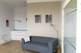 Wohnung mieten in Stresemannstraße 62, 10963 Kreuzberg, Helle möblierte 2-Zimmer Wohnung im 7. OG mit Aufzug