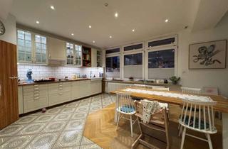 Wohnung mieten in Bergstr. 22, 24103 Damperhof, Großzügige 4 Zimmer Wohnung in Zentraler Lage von Kiel