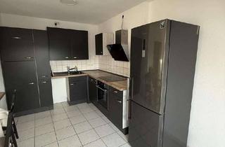 Wohnung mieten in Erftstraße 44, 41460 Neuss, Helle Dachgeschosswohnung in bester Lage von Neuss inklusive Küche