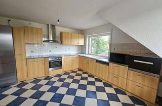 Wohnung mieten in Haarmeyers Kamp 19, 49586 Neuenkirchen, Großzügige 5-Zimmer-Dachgeschosswohnung mit zwei Bädern, Einbauküche und Balkon ins Grüne