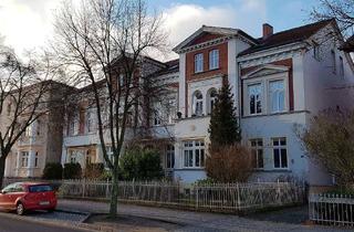 Wohnung mieten in Hohenzieritzer Str., 17235 Neustrelitz, Charmante 3-Zimmer-Altbauwohnung mit Blick auf den Glambecker See