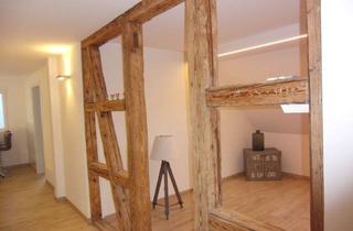 Wohnung mieten in 73734 Esslingen, Charmante 2-Zimmer Dachgeschosswohnung, frisch saniert in Esslingen am Neckar