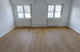 Wohnung mieten in Haardtstraße 9-11, 68163 Lindenhof, Charmante 2-Zimmer-Altbauwohnung (renoviert) mit Balkon