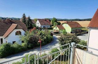 Wohnung mieten in Bergstr., 09337 Bernsdorf, Schöne helle 2-Raum-Wohnung mit Südbalkon und EBK in ruhiger Umgebung