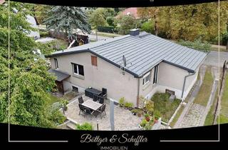 Einfamilienhaus kaufen in 14612 Falkensee, Liebevoll gepflegtes Einfamilienhaus im Bungalowstil mit Keller