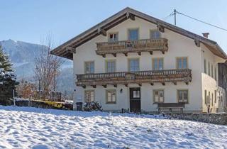 Mehrfamilienhaus kaufen in 83101 Rohrdorf, Landschaftlich reizvoll gelegenes Bauernhaus mit Ausbaugenehmigung zum Mehrfamilienhaus