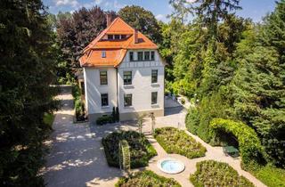 Villa kaufen in 72764 Reutlingen, Historische Gründerzeitvilla an der Achalm – Wellness-Pool & imposante Parkanlage
