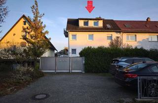Haus kaufen in 76297 Stutensee, Attraktive Kapitalanlage: Voll vermietetes Dreifamilienhaus und Erweiterungspotenzial in Blankenloch