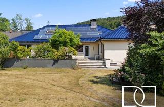 Haus kaufen in 95460 Bad Berneck, 2.000m² Grundstücksfläche! Großzügiger Bungalow mit traumhaftem Garten in idyllischer Ortsrandlage