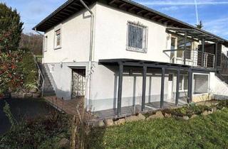 Doppelhaushälfte kaufen in 53577 Neustadt, Modernisierte Doppelhaushälfte mit Einliegerwohnung