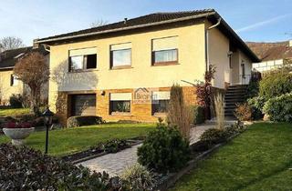 Einfamilienhaus kaufen in 34359 Reinhardshagen, Ansprechendes Einfamilienhaus mit Fernblick