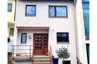 Haus kaufen in 71409 Schwaikheim, Solides Reihen-Mittelhaus mit Dachstudio in Schwaikheim