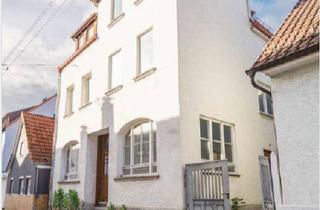 Haus kaufen in Ravensburger Straße 15, 70327 Wangen, Leerstehendes Zweifamilienhaus mit Potenzial zur Erweiterung