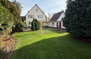 Haus mieten in 68623 Lampertheim, Geräumiges Zweifamilienhaus mit 4 Zimmern, 2 Garagen und einem großen Garten in Lampertheim