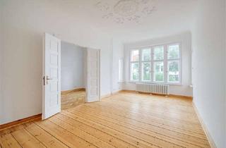 Anlageobjekt in Suarezstraße 50, 14057 Charlottenburg, Ein Stuckaltbau erfindet sich neu: renovierte Altbauwohnung mit Balkon