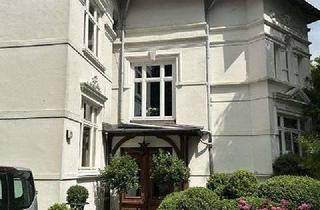 Immobilie mieten in 22607 Bahrenfeld, MÖBLIERTE 4 Zi. Wohnung in Altbauvilla