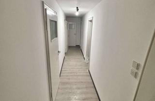 Wohnung mieten in Spiekermannstraße 10, 45891 Erle, Renovierte 3-Zimmer-Wohnung im 3. OG in Gelsenkirchen