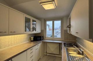 Wohnung mieten in Zeppelinstraße 15, 70193 West, WG-Zimmer in Bestlage im Herzen von Stuttgart-West frisch renovierte helle Dachgeschosswohnung