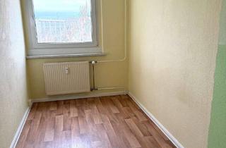 Wohnung mieten in 08529 Chrieschwitz, *Achtung !! Für Handwerker* 3 Kaltmieten frei* 3 Zimmer mit Balkon/Dusche zum selbst gestalten **