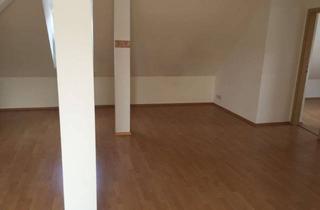 Wohnung mieten in 63179 Obertshausen, Dachgeschoss Wohnung an Single oder an Paar zu vermieten . Top Lage , gute Einkaufsmöglichkeiten .