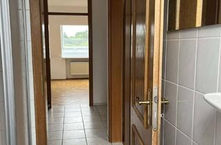 Wohnung mieten in 63927 Bürgstadt, Schöne 2-Zimmer-DG-Wohnung mit gehobener Innenausstattung in Bürgstadt