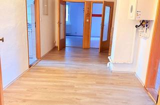 Wohnung mieten in Schützenallee, 99867 Gotha, Geräumige 6-Zimmer Wohnung im 3. OG in Gotha