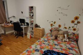 WG-Zimmer mieten in 40210 Stadtmitte, Beautiful room in a 3-er shared apartment right next to train station.