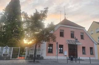 Anlageobjekt in 93133 Burglengenfeld, Am Stadtkern, markant, gemischt genutzt: ein Gebäudekomplex besonderer Art!