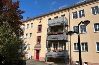 Wohnung kaufen in 08056 Zwickau, Charmante 2-Zimmer-Dachgeschoss-Wohnung in Zwickau