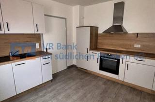 Wohnung kaufen in 91781 Weißenburg, Renovierte 4,5 Zimmerwohnung im Herzen Weißenburgs