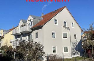 Wohnung kaufen in 86529 Schrobenhausen, RESERVIERT: Hier scheint die Sonne rein! 2-Zimmer-Dachegschosswohnung inkl. Küche und Stellplätze