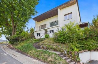 Einfamilienhaus kaufen in 36251 Bad Hersfeld, Im Hang gelegenes Einfamilienhaus mit traumhaftem Weitblick ins Grüne #VirtuellerRundgang