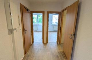 Wohnung mieten in Irkutsker Straße 93, 09119 Chemnitz, Frisch renovierte 3-Raum-Wohnung mit Balkon