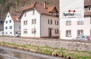 Anlageobjekt in 77761 Schiltach, 3 Familienhaus als Kapitalanlage in Schiltach!