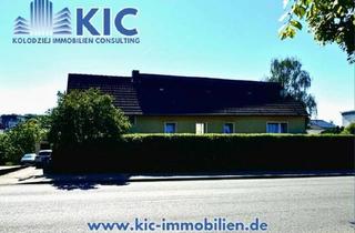 Anlageobjekt in 51515 Kürten, Zweifamilienhaus mit Garage in Kürten-Bechen