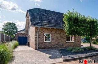 Einfamilienhaus kaufen in 46446 Emmerich, Elten: Freistehendes Einfamilienhaus, Garage, Privatgarten in moderner beliebter Lage