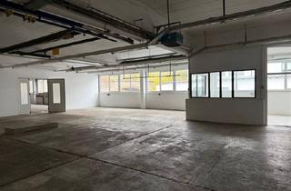 Büro zu mieten in 95032 Hof, Werkhalle (ca. 472 m²) mit Rampe, Sanitäranlagen & kleinem Büro in Hof-Moschendorf
