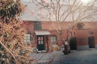 Haus kaufen in Dorfstr., 29413 Wallstawe, Neuer Preis....!!! Landwirtschaft in schönster Umgebung ... !!! 20.000 m² an der niedersächsischen Grenze..... !!