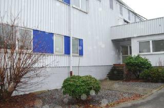 Büro zu mieten in 42651 Solingen, Büros m. Küche /Miete einschl. NK/ ausreichend Parkplätze!