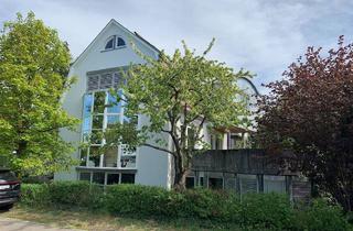 Einfamilienhaus kaufen in Mittelstrasse, 73733 Esslingen, Tolles Haus in sonniger Höhenlage mit grossem Garten und Büro/Einliegerwohnung