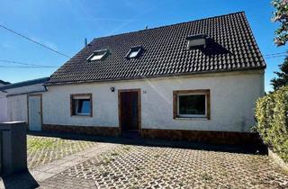 Einfamilienhaus kaufen in 54673 Rodershausen, Rodershausen - Charmantes Einfamilienhaus mit großem Garten, Terrasse und Garage - sofort verfügbar!