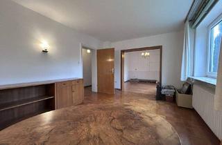 Einfamilienhaus kaufen in 34292 Ahnatal, Ahnatal - Solides Zweifamilienhaus auf großem Grundstück in Ahnatal wartet auf Sie!