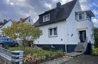 Haus kaufen in 34277 Fuldabrück, Fuldabrück - Geräumiges Zweifamilienhaus mit Potential in FuldabrückBergshausen