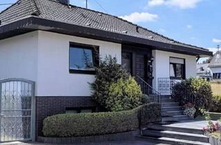 Haus kaufen in Eichenbacher Weg 5, 53533 Antweiler, Antweiler - Bungalow mit Energieklasse C & neuer Heizung